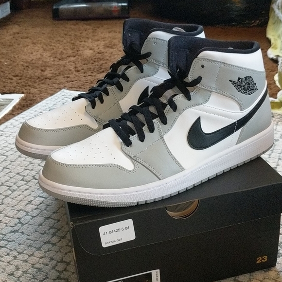 jordan 1 mid grey size 5